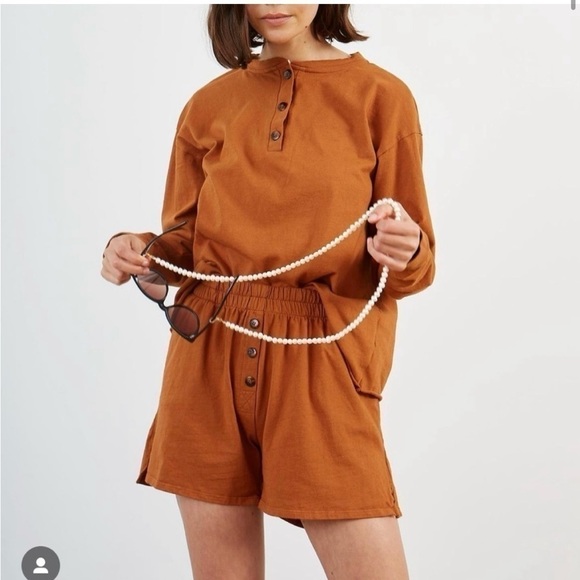 DONNI Long Sleeve Henley Cinnamon - Picture 3 of 5
